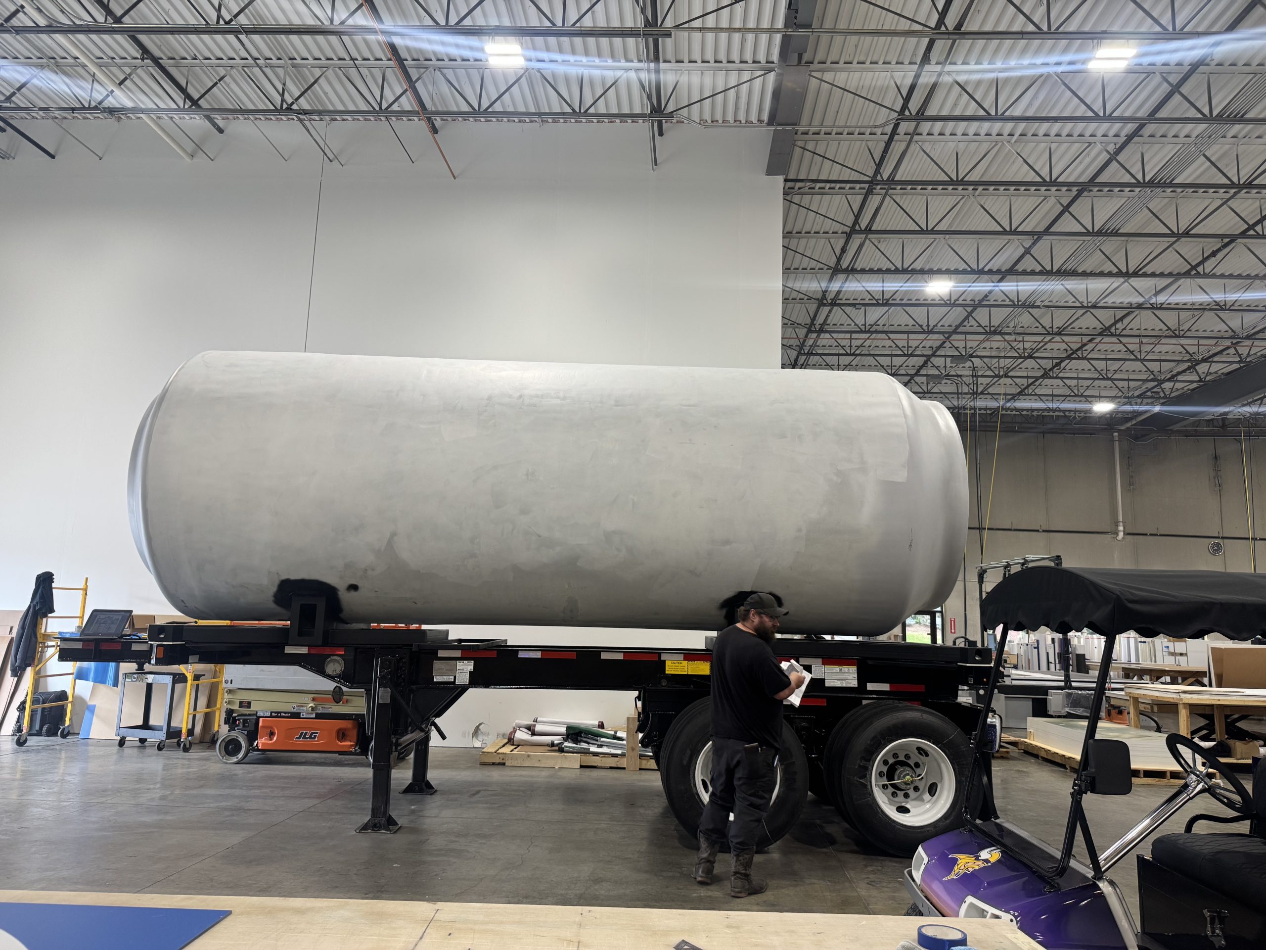 http://Unwrapped%20beer%20can%20before%20the%20team%20starts%20to%20apply%20the%20vehicle%20wrap